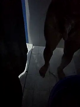 Snapshot of Mancho2289 chatting on December 4, 2:32 am Mancho2289 online show from December 4, 2:32 am