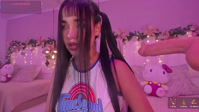 Rachell Ross  online show from December 15, 8:13 pm