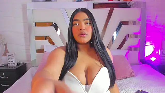 RileyDolly online show from September 10, 9:04 pm