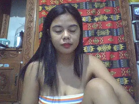 sweet heaven00 online show from March 15, 10:38 pm