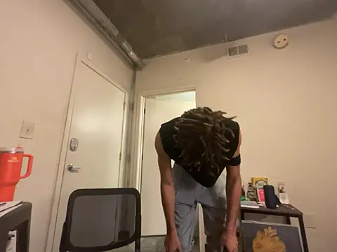 Snapshot of Orgazmic007 chatting on February 21, 6:14 am Orgazmic007 online show from February 21, 6:14 am