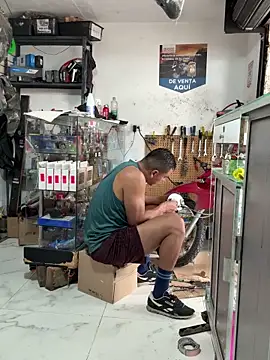 Snapshot of Terra-22cm chatting on January 5, 5:27 pm Terra-22cm online show from January 5, 5:27 pm