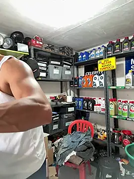 Snapshot of Terra-22cm chatting on January 13, 2:55 pm Terra-22cm online show from January 13, 2:55 pm