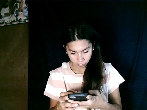 Asian PrettyAle online show from October 31, 1:39 am