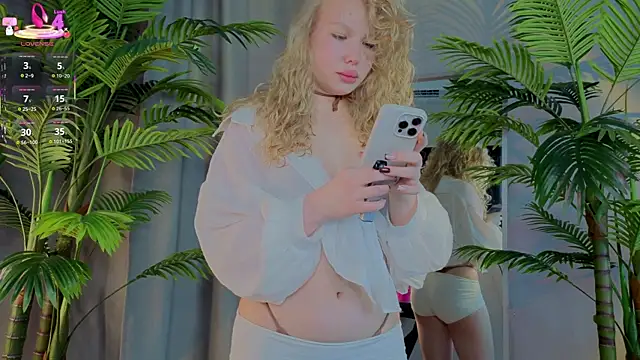 emilyshepar d online show from November 18, 2:50 am