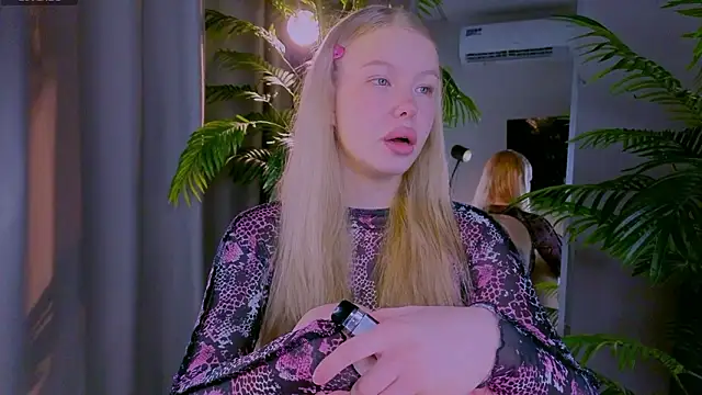 emilyshepar d online show from March 19, 3:21 am