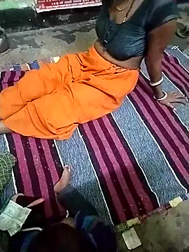 RAYI Queen 4 online show from October 30, 3:46 pm