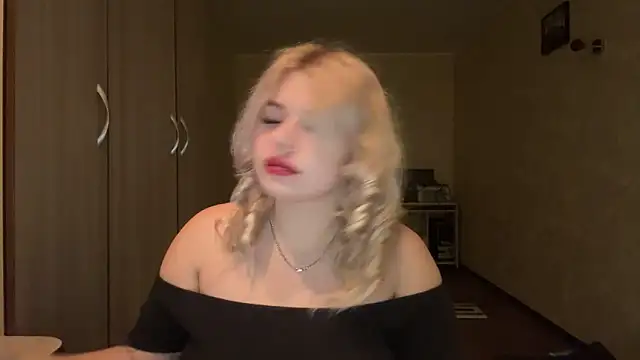 sunshinyflash online show from December 2, 6:58 pm