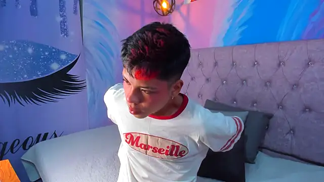 MaxiWildd online show from November 14, 2:05 pm