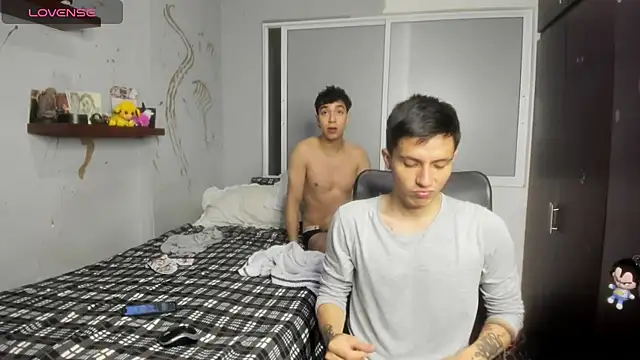 Snapshot of Noxx_starkK chatting on September 21, 2:02 am Noxx starkK online show from September 21, 2:02 am