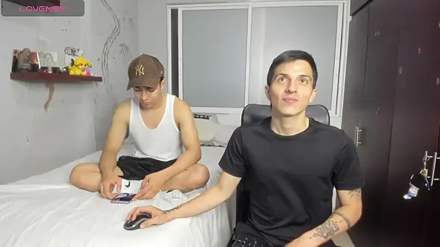 Snapshot of Noxx_starkK chatting on October 4, 11:58 pm Noxx starkK online show from October 4, 11:58 pm