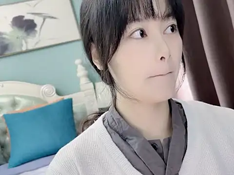 sarah111 online show from November 5, 2:44 am