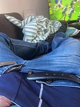 Snapshot of carapace31 chatting on December 14, 2:00 pm carapace31 online show from December 14, 2:00 pm