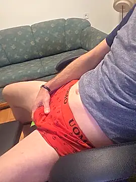 G-boy40 online show from October 26, 1:17 pm