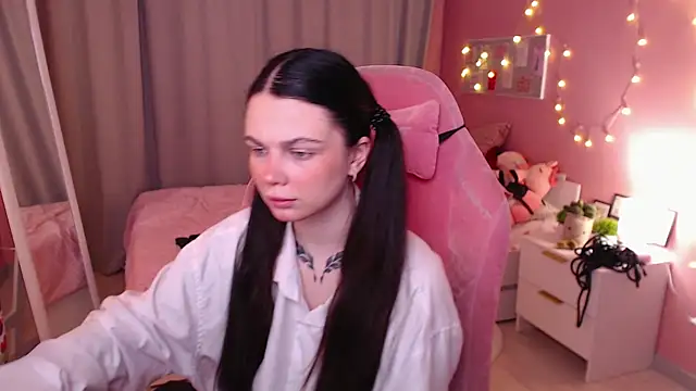 Michela Fruet online show from December 5, 1:03 am