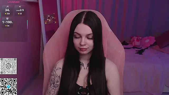 Michela Fruet online show from April 12, 1:10 am