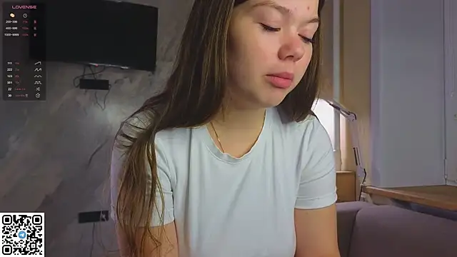 miss bubbles  online show from November 24, 11:59 pm