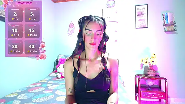 angelic coral online show from November 15, 11:21 pm