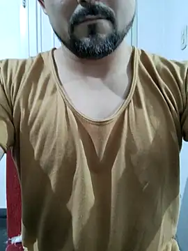 Bradd 32 online show from September 27, 1:10 am