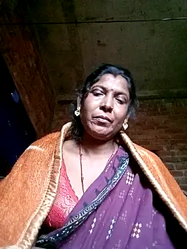 Savita992 online show from December 18, 9:37 am