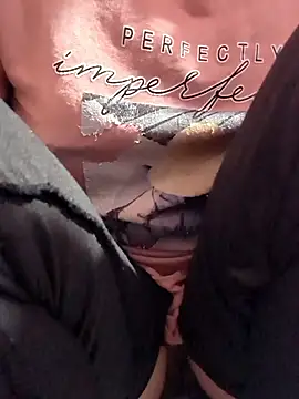 Snapshot of opna8 chatting on January 14, 9:37 am opna8 online show from January 14, 9:37 am