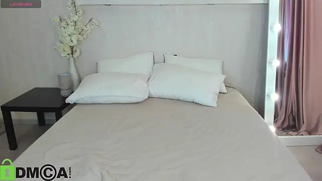Snapshot of Adelina_Bliss chatting on May 6, 7:24 am Adelina Bliss online show from May 6, 7:24 am
