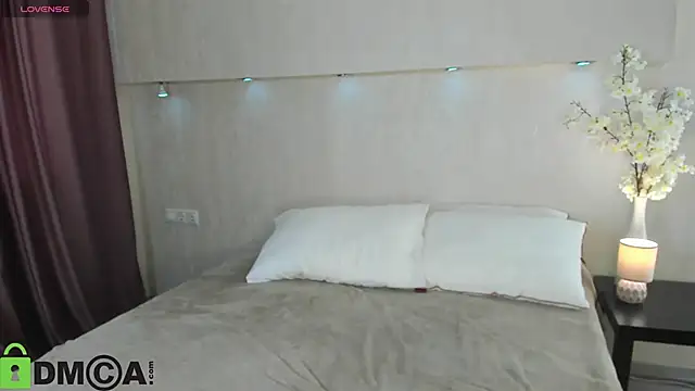 Snapshot of Adelina_Bliss chatting on May 24, 1:21 am Adelina Bliss online show from May 24, 1:21 am
