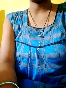 Snapshot of Daisygirl9 chatting on October 17, 2:30 pm Daisygirl9 online show from October 17, 2:30 pm