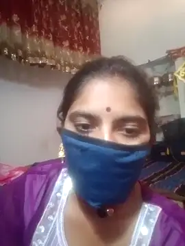 Snapshot of Daisygirl9 chatting on February 23, 9:28 am Daisygirl9 online show from February 23, 9:28 am