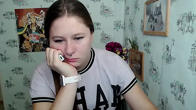 Snapshot of Linda_S_ chatting on September 9, 10:26 am Linda S online show from September 9, 10:26 am