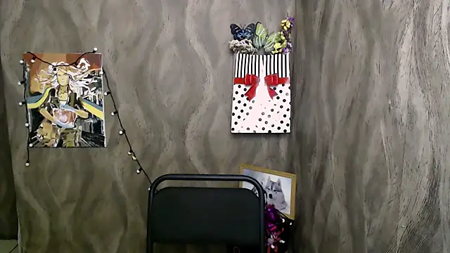 Snapshot of Linda_S_ chatting on September 20, 7:09 am Linda S online show from September 20, 7:09 am