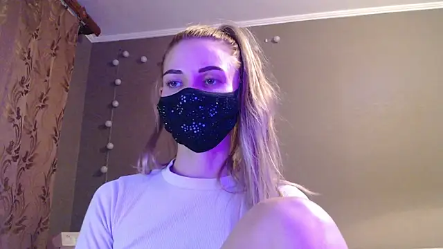 Iris lave online show from September 15, 4:18 pm