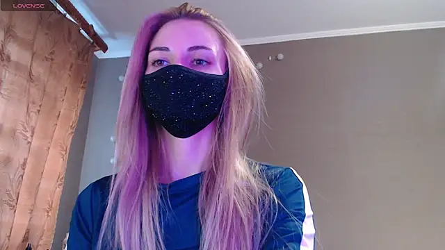 Iris lave online show from September 28, 3:17 pm