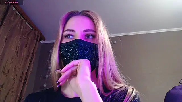 Iris lave online show from October 30, 7:47 pm