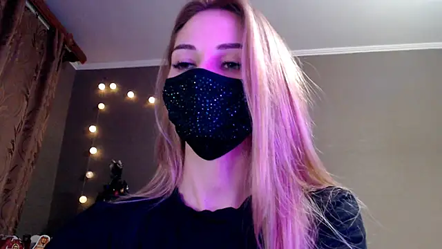 Iris lave online show from December 19, 4:14 pm