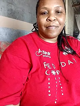 Snapshot of Moretl chatting on October 24, 10:00 am Moretl online show from October 24, 10:00 am