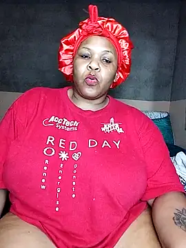 Snapshot of Moretl chatting on November 21, 8:40 pm Moretl online show from November 21, 8:40 pm