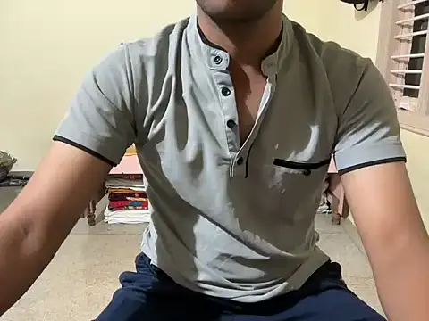 project085 online show from October 25, 2:35 pm