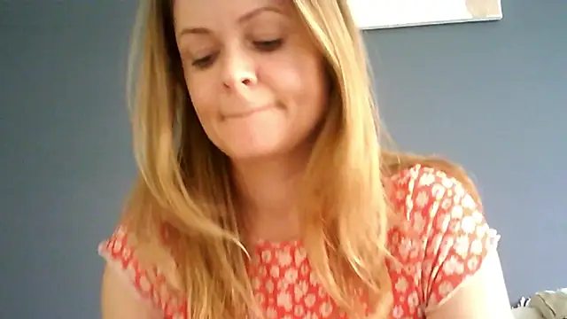 Ginger-bb online show from April 17, 8:39 am