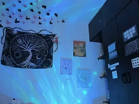 Sweet mim  online show from April 17, 10:46 pm