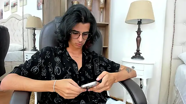 Ibratxandy online show from February 20, 7:47 pm