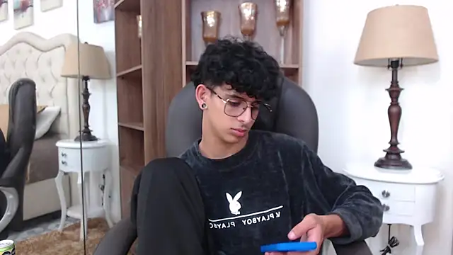 Ibratxandy online show from March 24, 7:30 pm