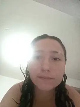 Snapshot of venuss09_s chatting on June 27, 4:17 am venuss09 s online show from June 27, 4:17 am