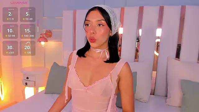 selene phmoon online show from January 17, 4:28 am