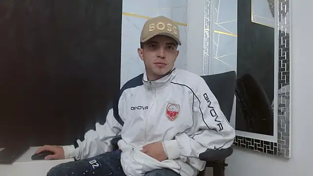 dia fax18 online show from January 13, 9:14 am