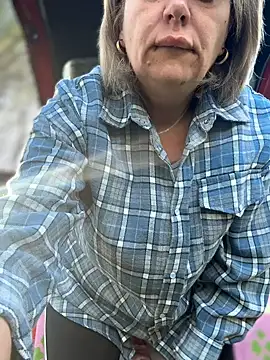 Milena-MilfaXXX online show from April 12, 1:54 am