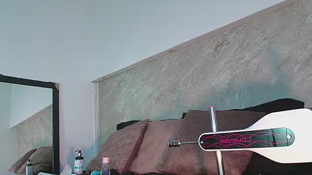 Dixie grey1 online show from March 27, 2:50 pm