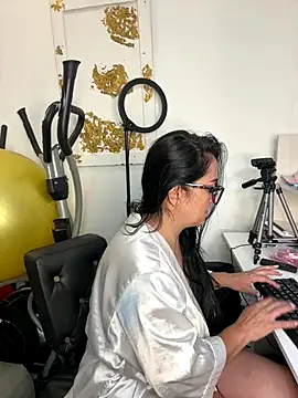 hotadhara01 online show from November 6, 3:13 pm