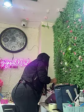 hotadhara01 online show from February 4, 6:03 pm