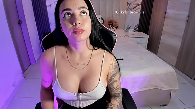 soy kylebrown online show from December 13, 9:20 pm